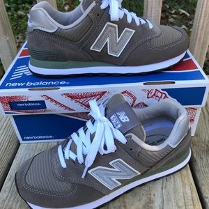 Women’s New Balance 574 Classic Sneakers